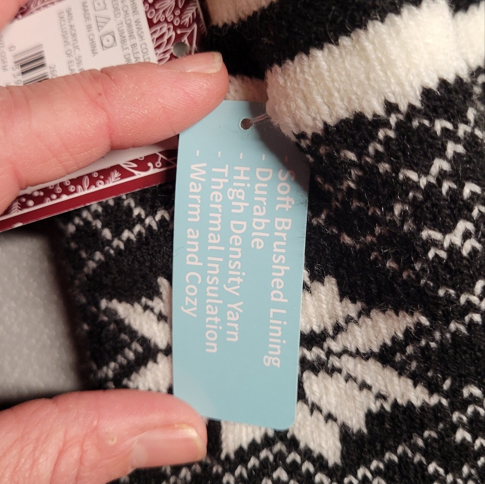 Black and White women's  slipper Socks - Picture 3 of 4